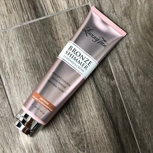 Loving Tan bronze shimmer luminous cream